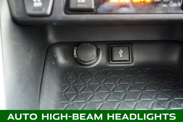 2020 TOYOTA RAV4 - Image 18