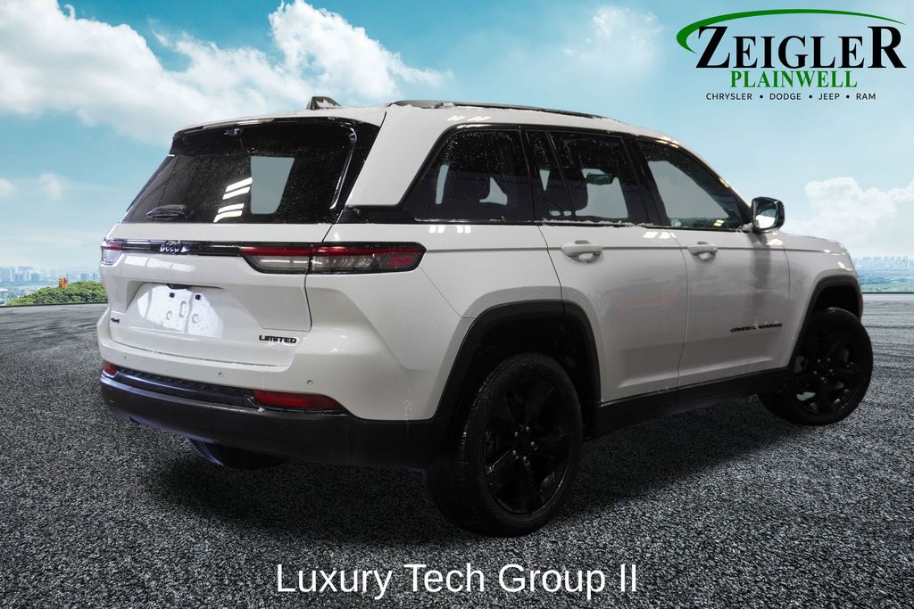 2023 JEEP GRAND CHEROKEE - Image 3