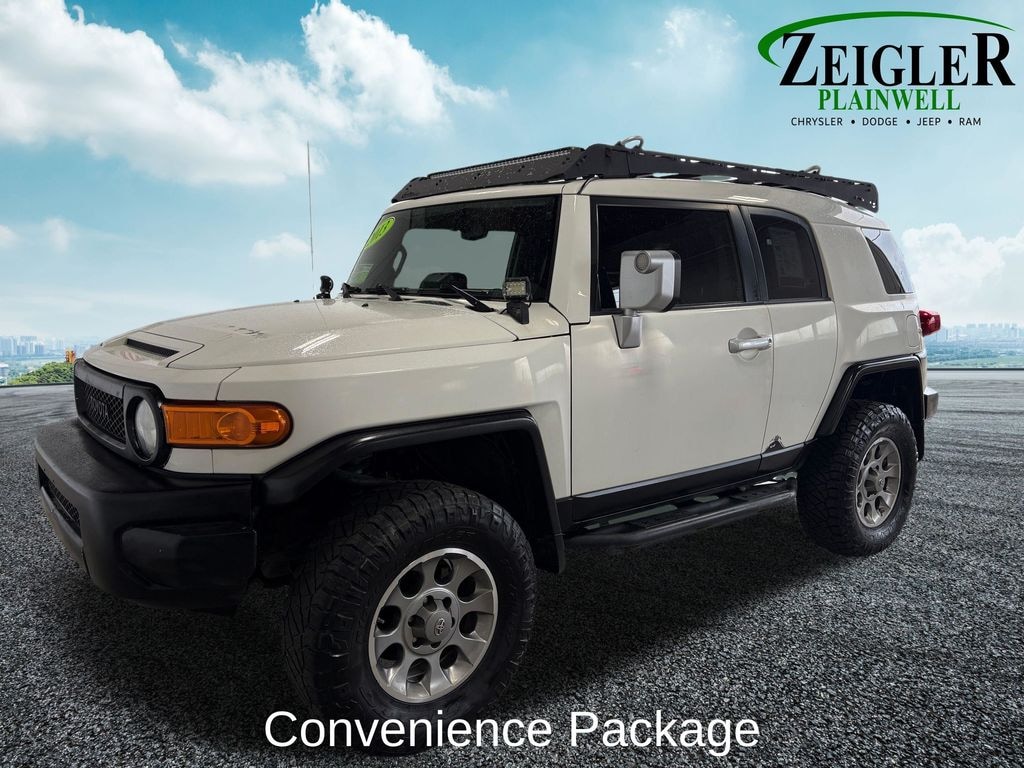 Used 2013 Toyota FJ Cruiser Base SUV