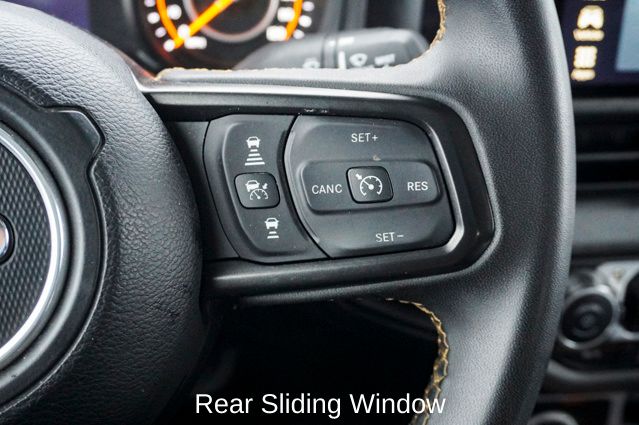 2025 JEEP GLADIATOR - Image 18