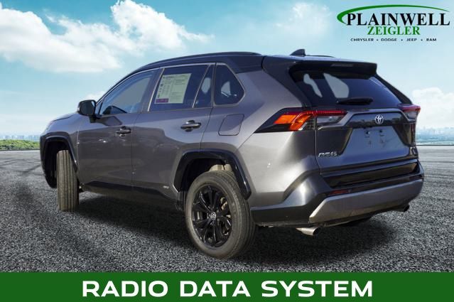 2023 Toyota RAV4 Hybrid XSE photo 2