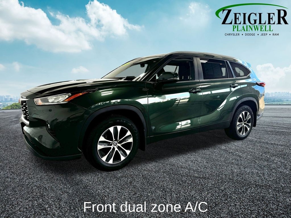 Used 2024 Toyota Highlander SUV