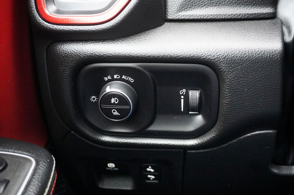 2023 RAM 1500 - Image 22