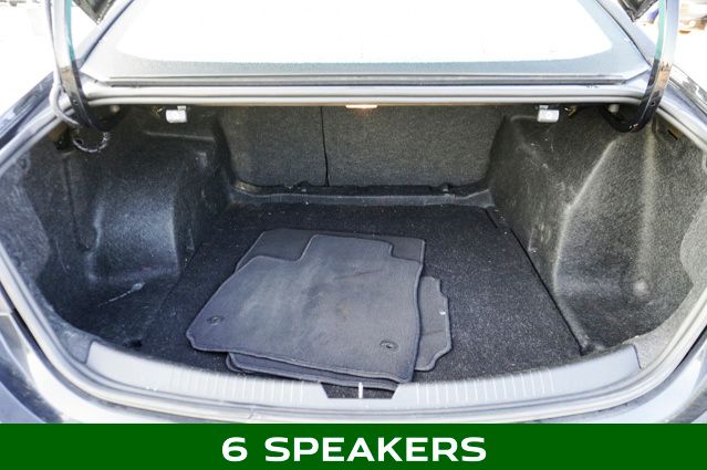 2022 CHEVROLET MALIBU - Image 5