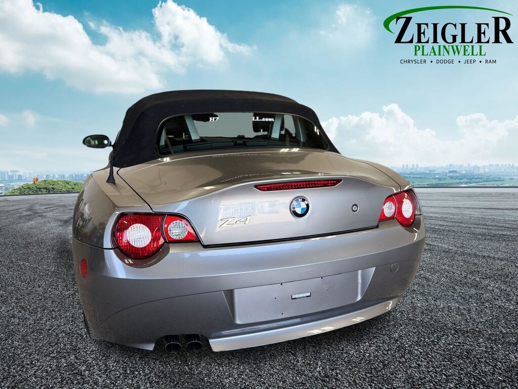 Used 2005 BMW Z4 2.5i Convertible