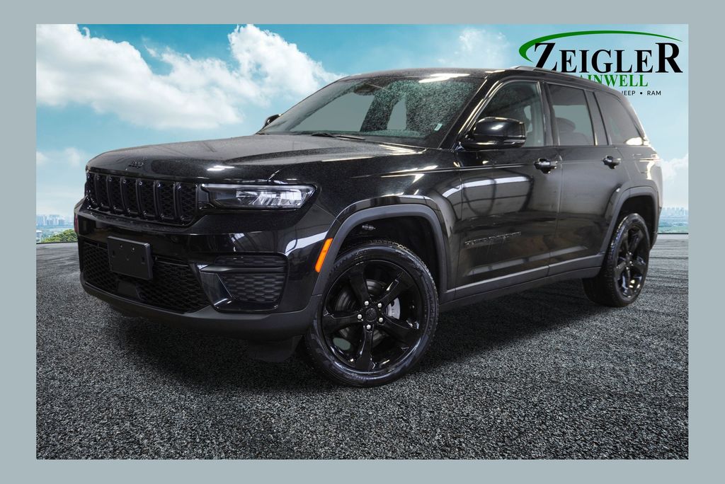 2023 JEEP GRAND CHEROKEE - Image 1