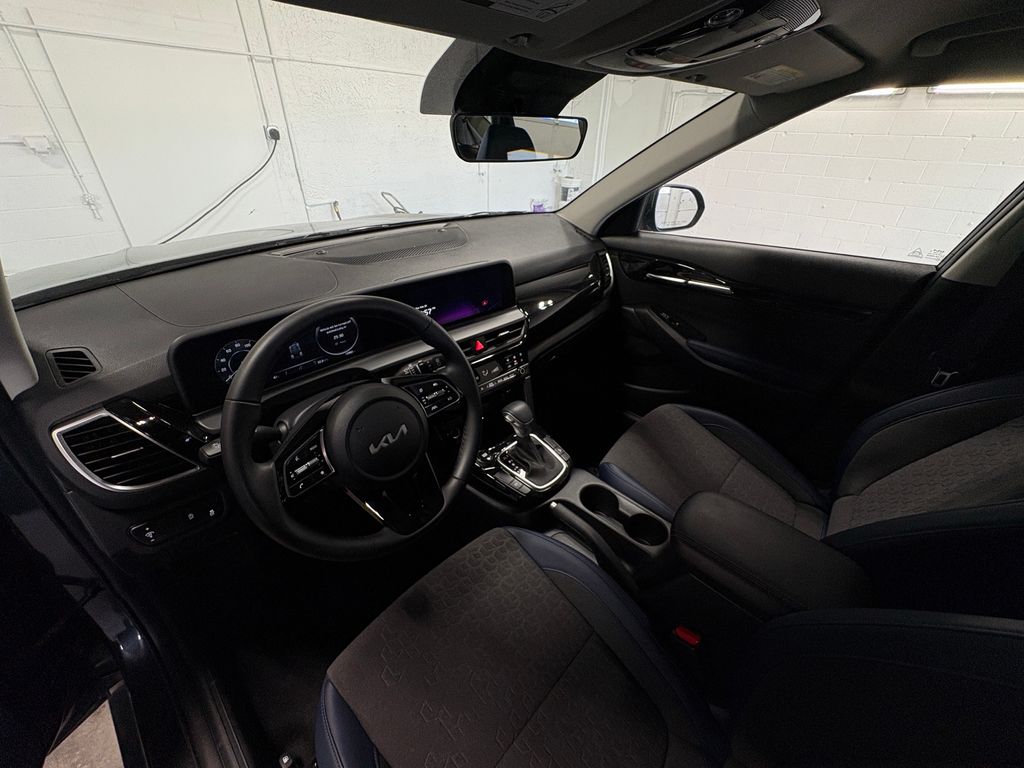 2024 KIA SELTOS - Image 20