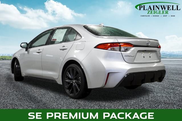 2024 Toyota Corolla SE photo 2