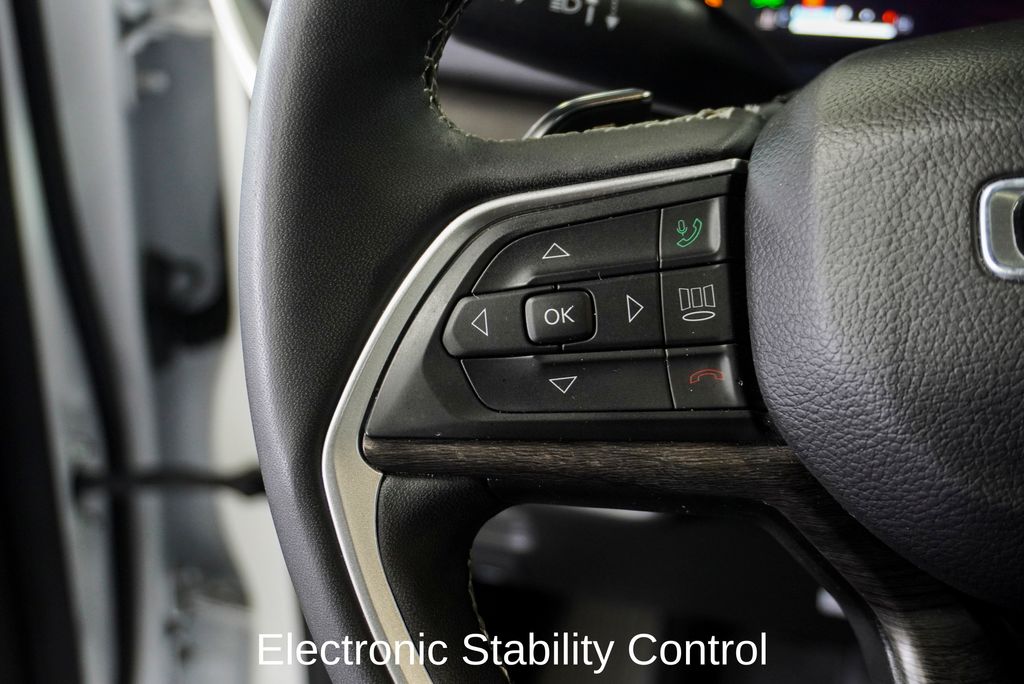 2024 JEEP GRAND CHEROKEE L - Image 25