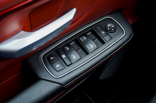 2023 RAM 1500 - Image 23