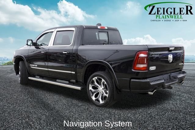 2022 RAM 1500 - Image 2