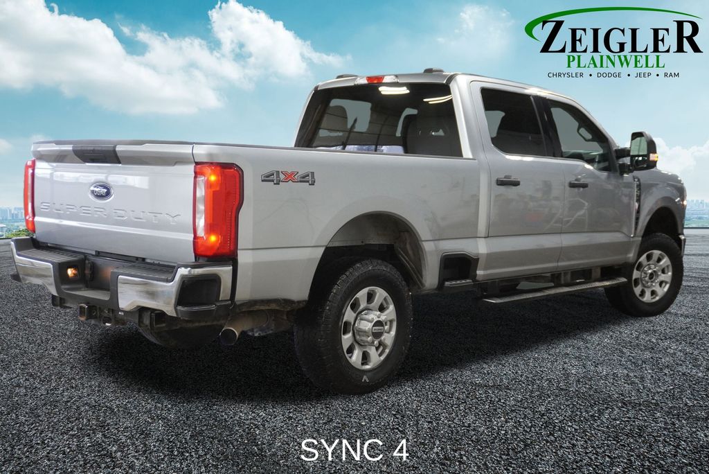 2023 FORD F-250 - Image 3