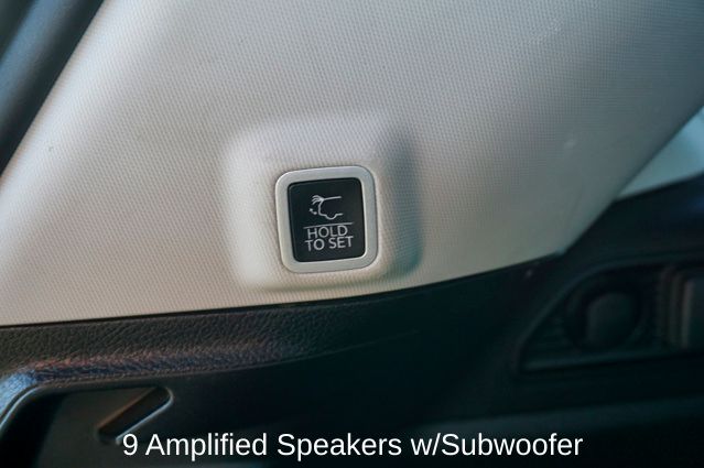 2023 JEEP GRAND CHEROKEE - Image 7