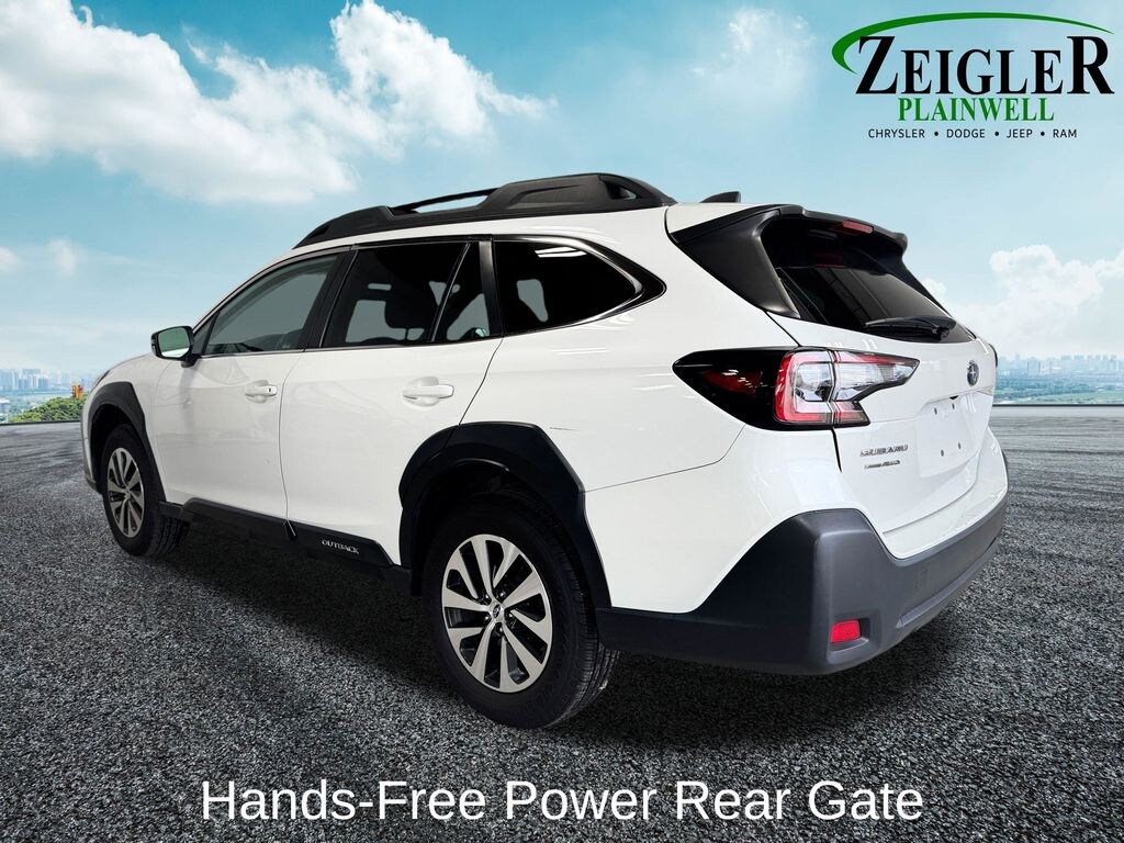 Used 2023 Subaru Outback Premium SUV