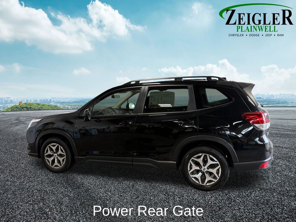 2024 SUBARU FORESTER - Image 4
