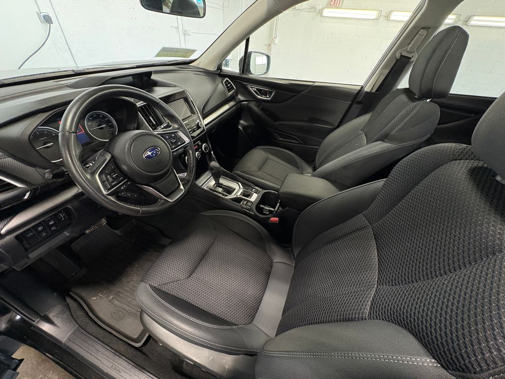 2024 SUBARU FORESTER - Image 19