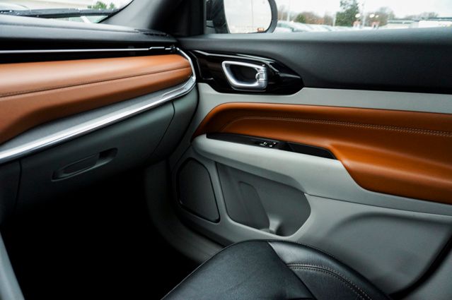 2023 JEEP COMPASS - Image 27