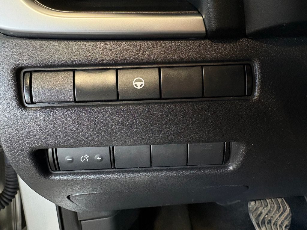 2022 NISSAN ROGUE - Image 22