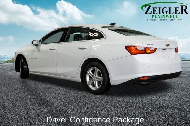 2024 CHEVROLET MALIBU - Image 2