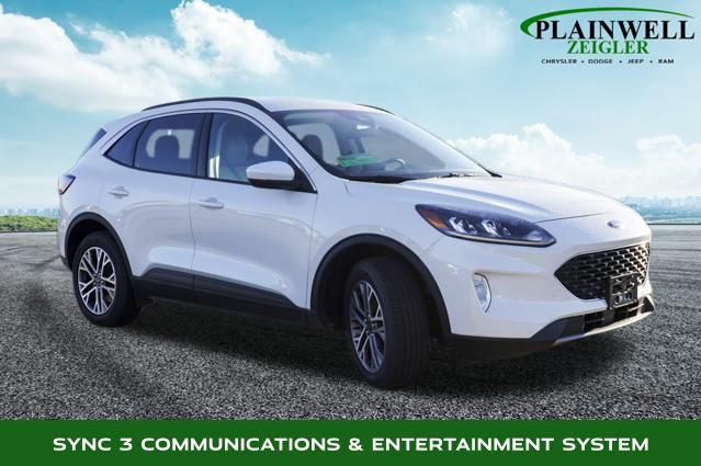 2021 Ford Escape SEL photo 4