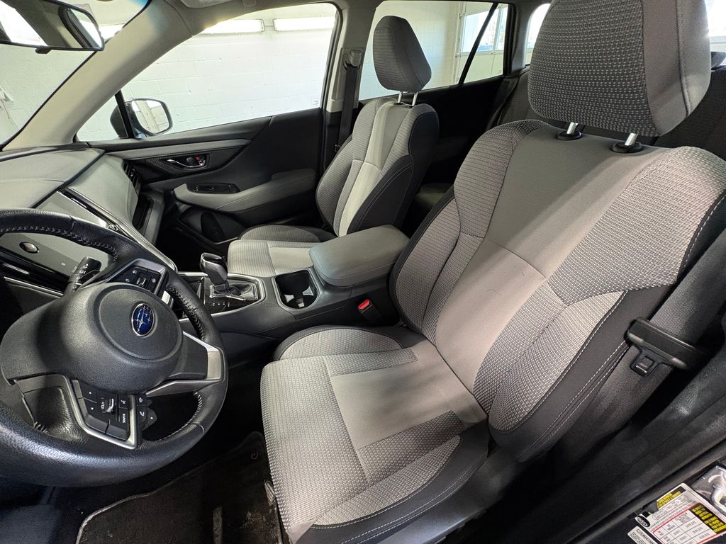 2022 SUBARU OUTBACK - Image 18