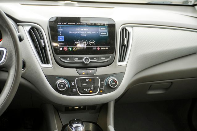 2020 CHEVROLET MALIBU - Image 10