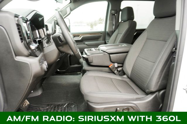 2025 CHEVROLET SILVERADO HD - Image 11