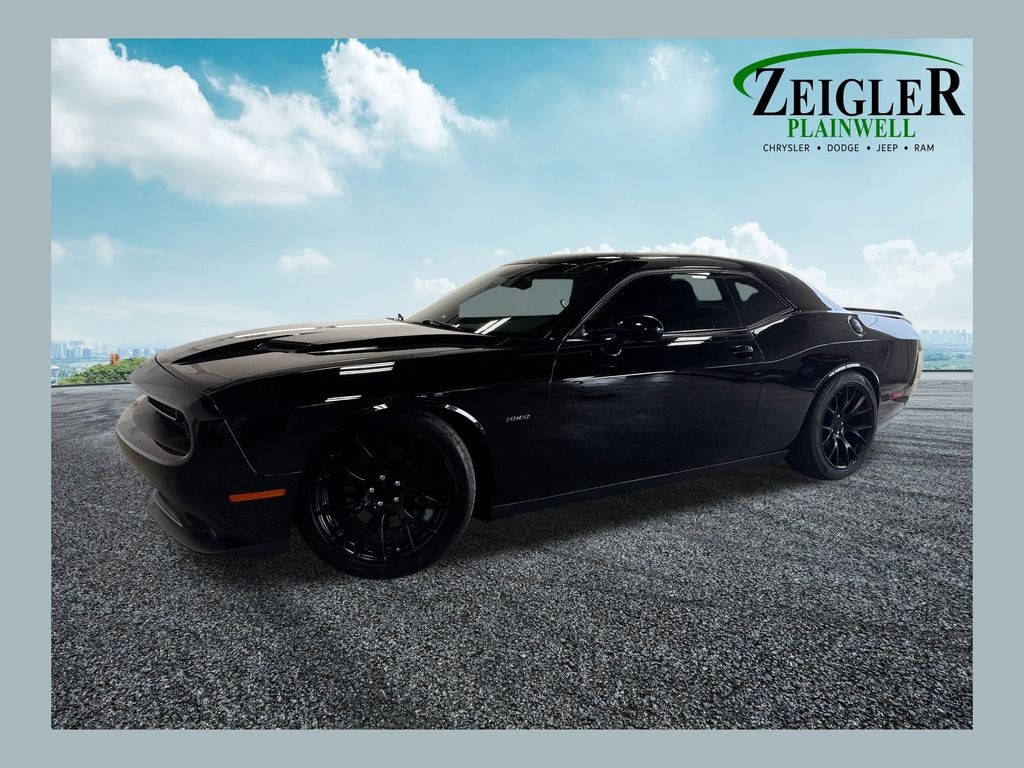 Used 2016 Dodge Challenger R/T Coupe