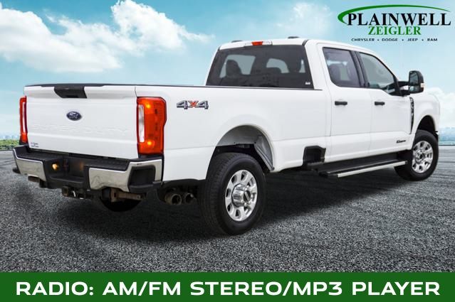 2023 FORD F-350 - Image 3