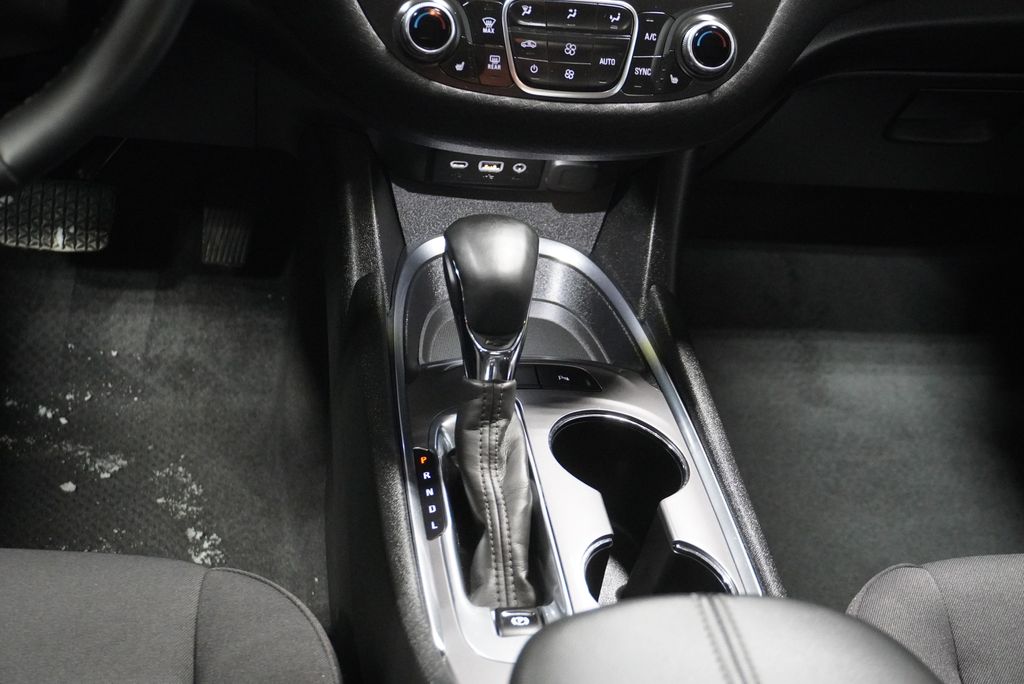 2024 CHEVROLET MALIBU - Image 11