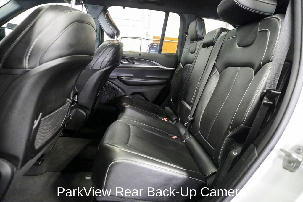 2024 JEEP GRAND CHEROKEE - Image 9