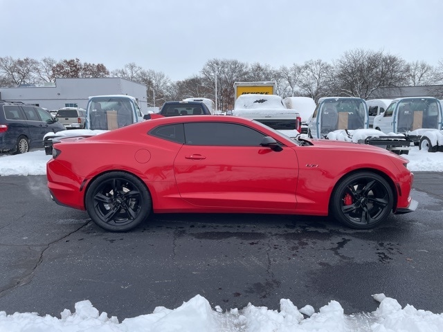 2023 Chevrolet Camaro LT1 photo 3