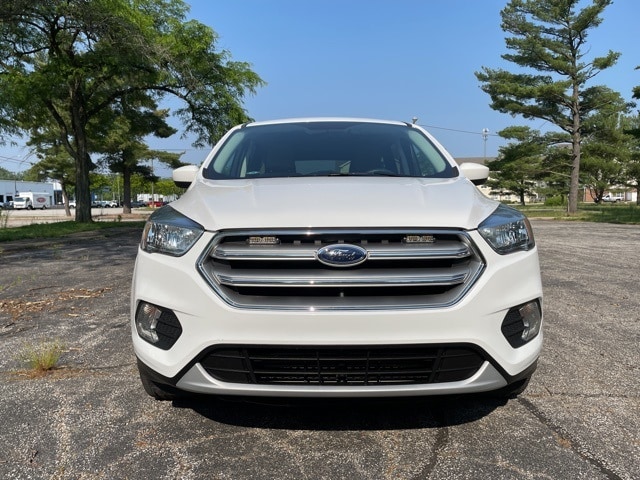 Used 2017 Ford Escape SE with VIN 1FMCU9G92HUB03415 for sale in Elkhart, IN