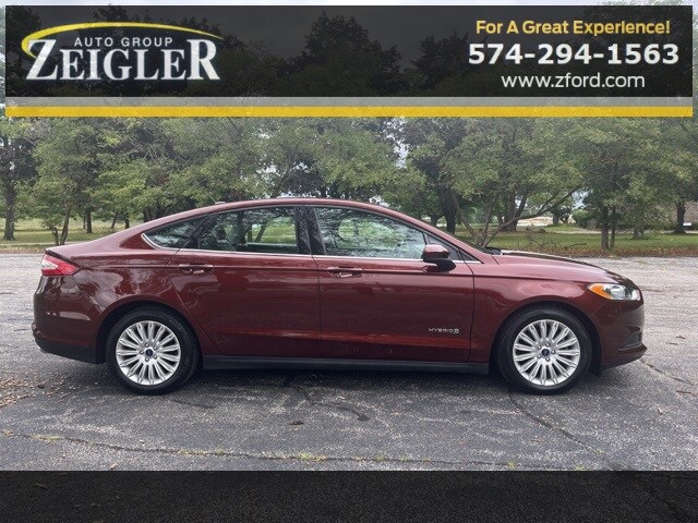 2015 Ford Fusion Hybrid S photo 3