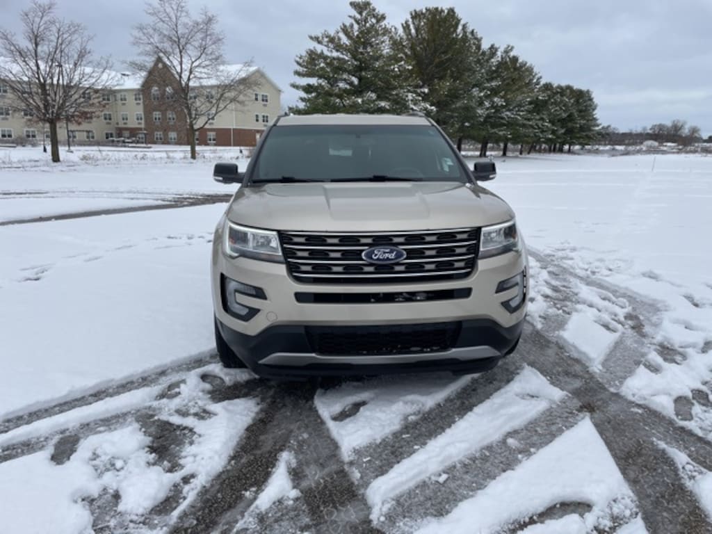Used 2017 Ford Explorer XLT SUV