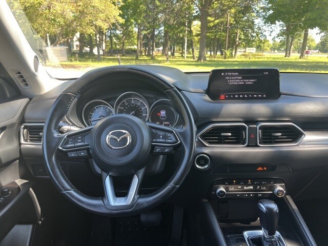 2020 Mazda CX-5 Touring photo 3