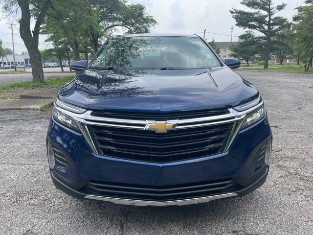 Used 2022 Chevrolet Equinox LT with VIN 3GNAXTEV8NL175569 for sale in Elkhart, IN