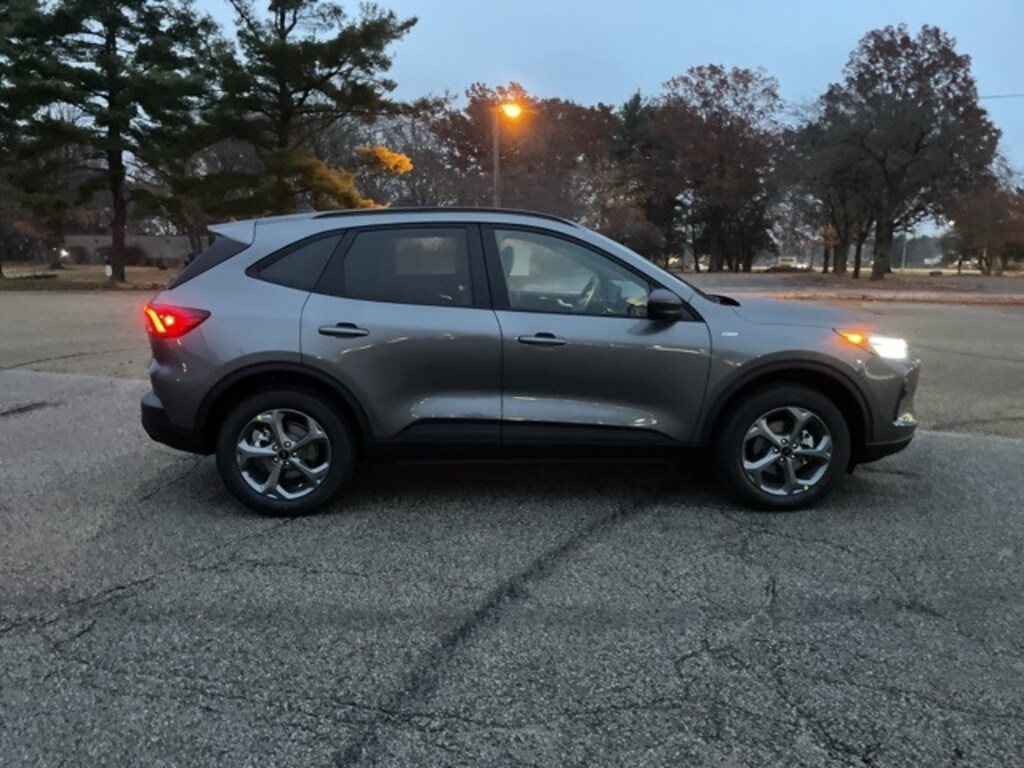 New 2026 Ford Escape ST-Line SUV