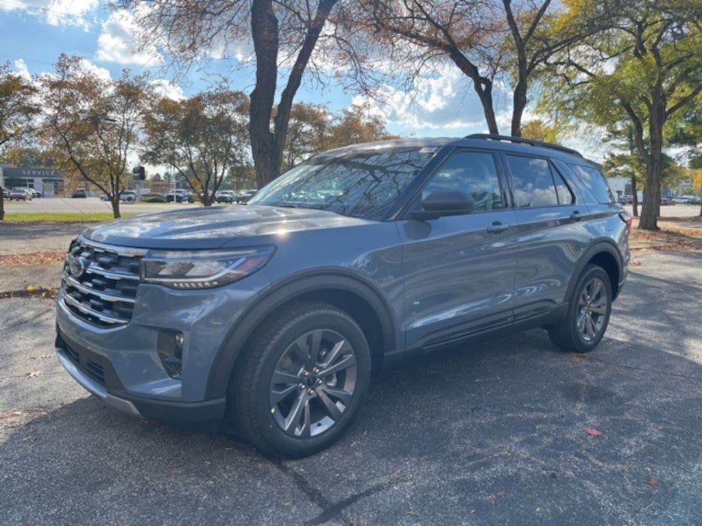 New 2026 Ford Explorer Active SUV