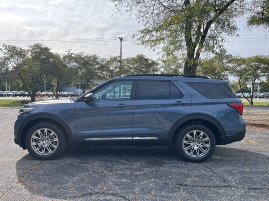 New 2025 Ford Explorer Active SUV