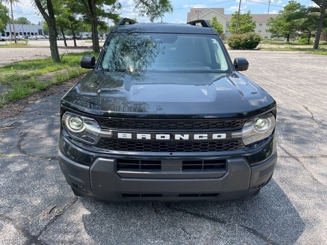 2025 Ford Bronco Sport Outer Banks photo 2