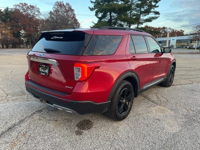 2021 Ford Explorer XLT photo 4