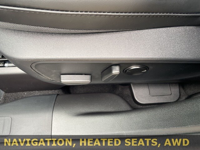 2025 Ford Escape ST-Line photo 4