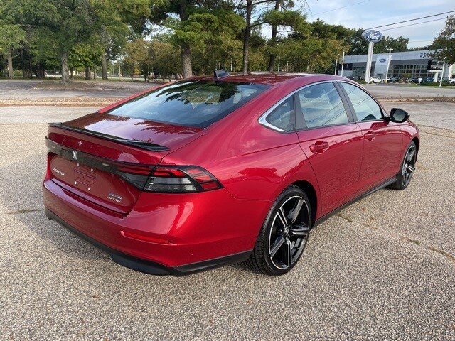 2024 Honda Accord Hybrid Sport photo 2