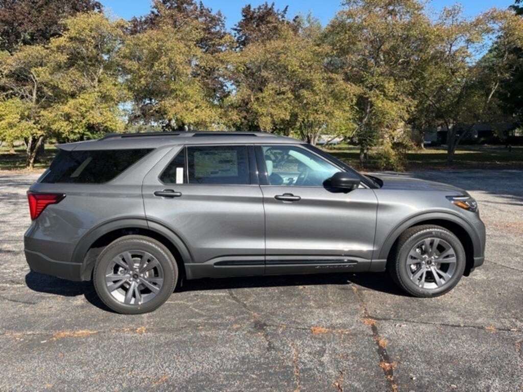 New 2026 Ford Explorer Active SUV