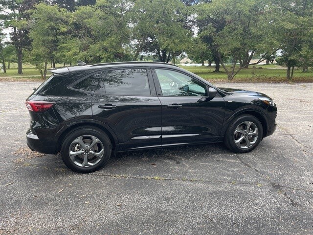 2024 Ford Escape ST-Line photo 3