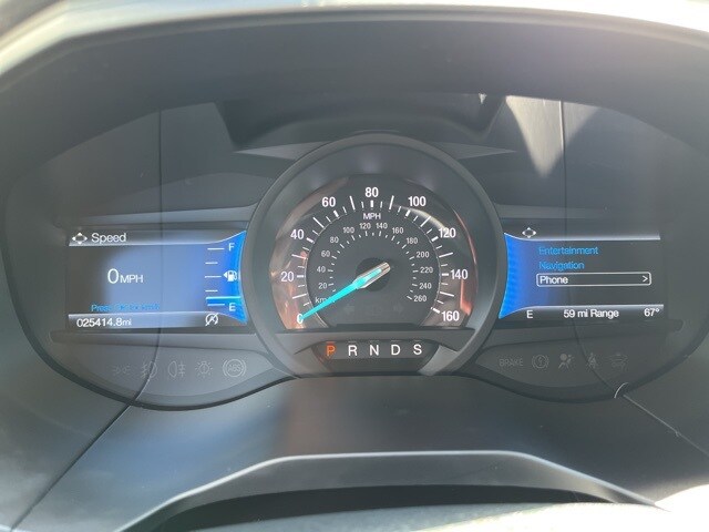 2022 Ford Edge SEL photo 4
