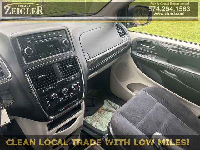 Used 2014 Dodge Grand Caravan SE with VIN 2C4RDGBG0ER291854 for sale in Elkhart, IN