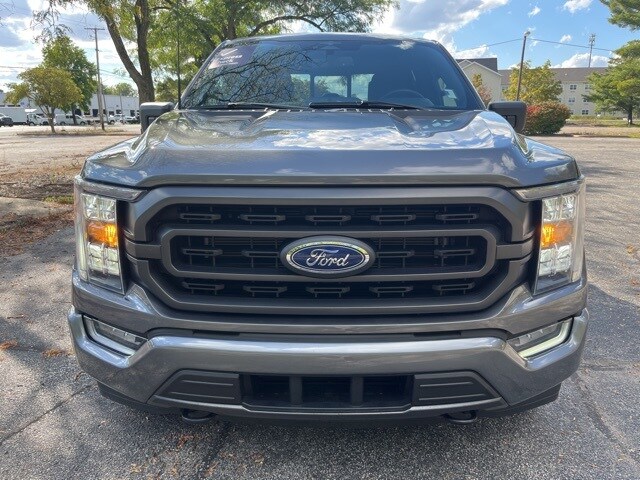 2023 Ford F-150 XLT photo 2