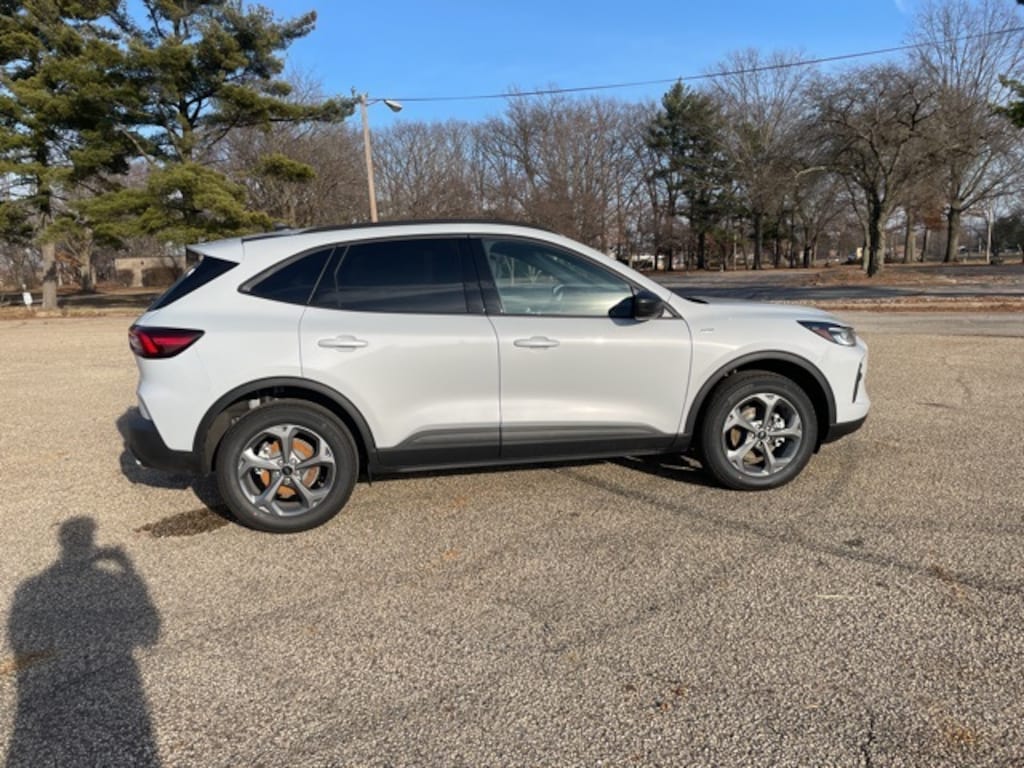 New 2026 Ford Escape ST-Line SUV